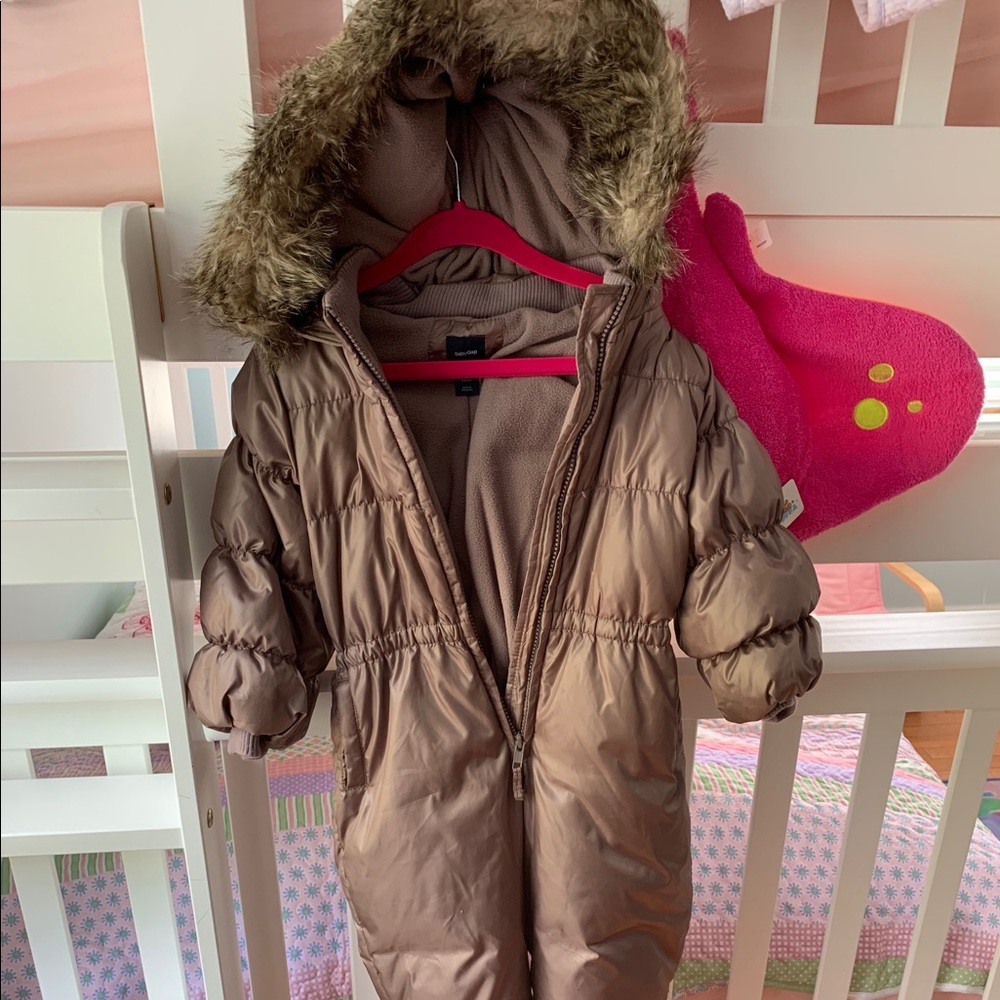 Gap toddler snowsuit